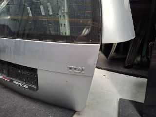 bontott VW GOLF IV Csomagtérajtó (Részeivel)