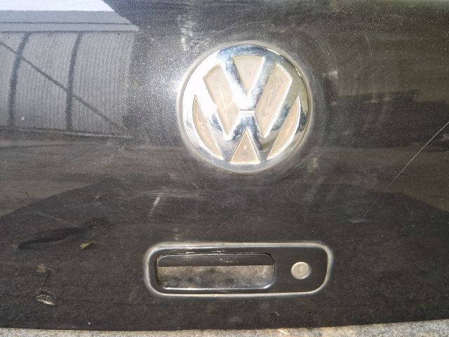 bontott VW GOLF IV Csomagtérajtó (Részeivel)