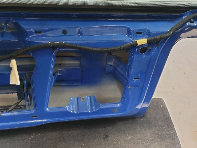 bontott VW GOLF IV Csomagtérajtó (Részeivel)