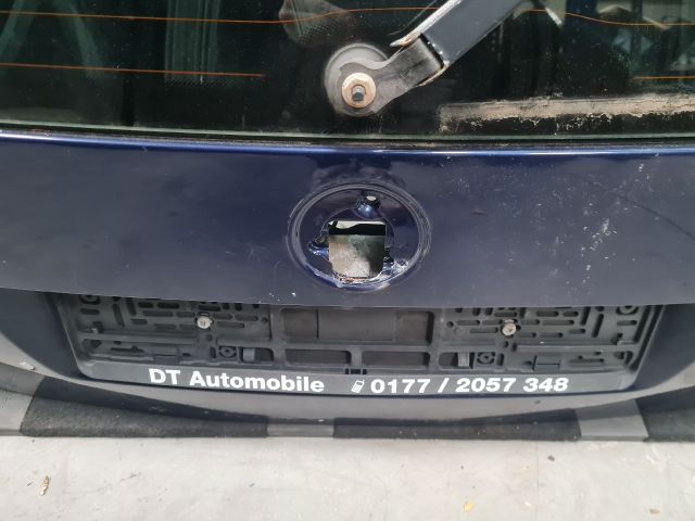 bontott VW GOLF IV Csomagtérajtó (Részeivel)