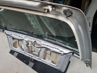 bontott VW GOLF IV Csomagtérajtó (Részeivel)