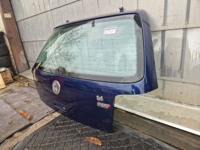 bontott VW GOLF IV Csomagtérajtó (Részeivel)