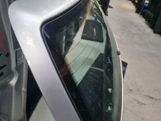 bontott VW GOLF IV Csomagtérajtó (Részeivel)