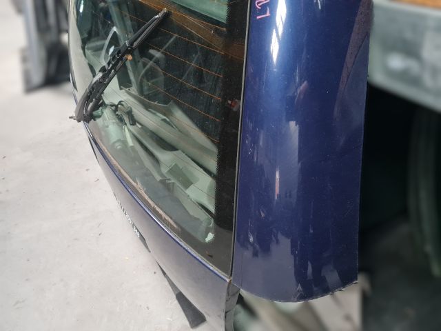 bontott VW GOLF IV Csomagtérajtó (Részeivel)