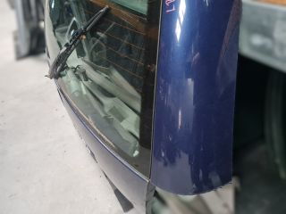 bontott VW GOLF IV Csomagtérajtó (Részeivel)