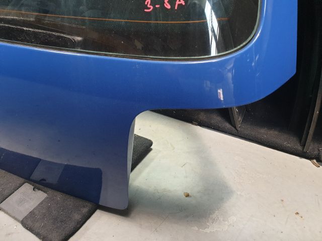 bontott VW GOLF IV Csomagtérajtó (Részeivel)