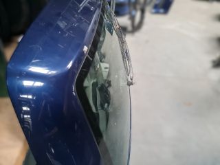 bontott VW GOLF IV Csomagtérajtó (Részeivel)