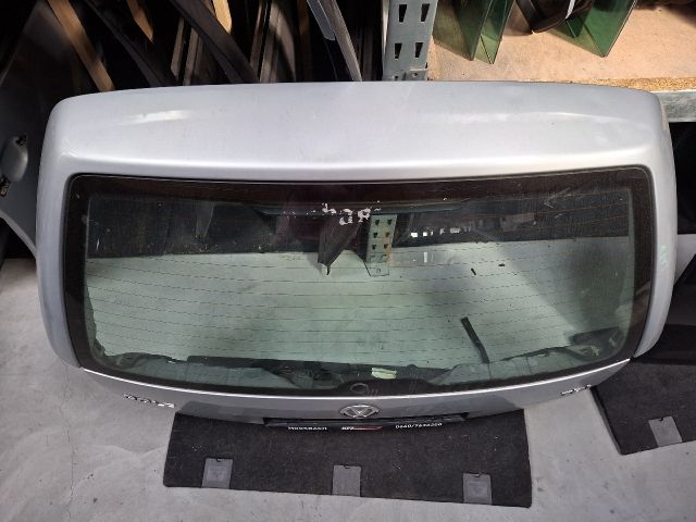 bontott VW GOLF IV Csomagtérajtó (Részeivel)