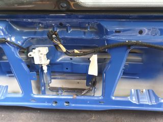 bontott VW GOLF IV Csomagtérajtó (Részeivel)