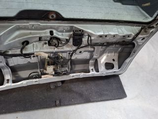 bontott VW GOLF IV Csomagtérajtó (Részeivel)