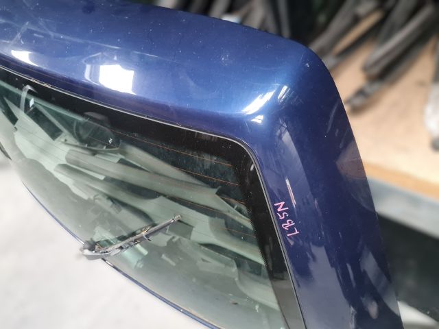 bontott VW GOLF IV Csomagtérajtó (Részeivel)