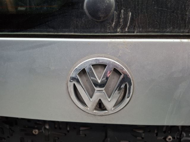 bontott VW GOLF IV Csomagtérajtó (Részeivel)