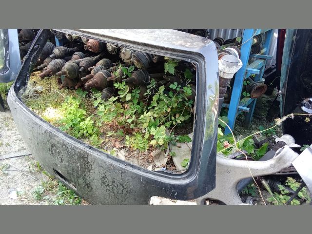 bontott VW GOLF IV Csomagtérajtó (Üres lemez)