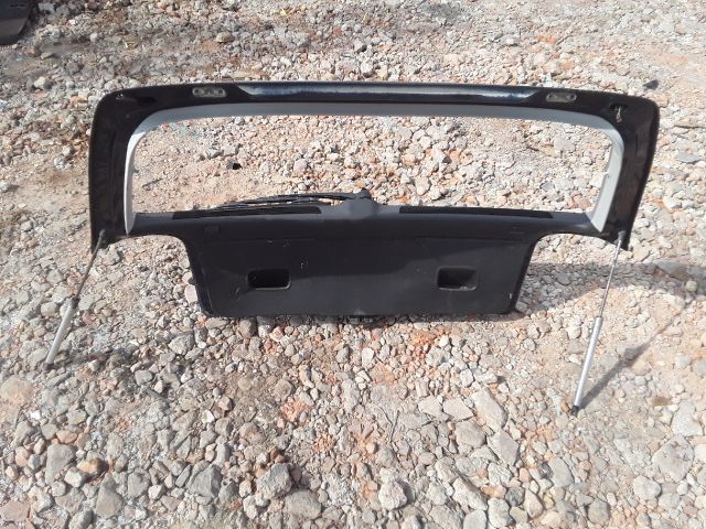 bontott VW GOLF IV Csomagtérajtó (Üres lemez)