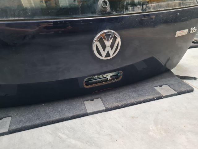 bontott VW GOLF IV Csomagtérajtó (Üres lemez)