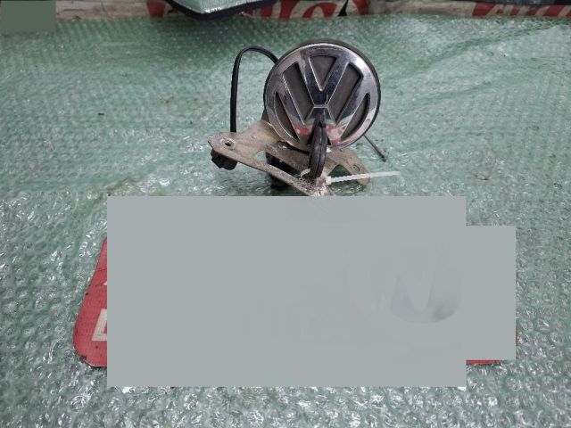 bontott VW GOLF IV Csomagtérajtó Zárbetét