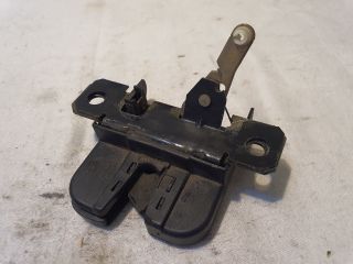 bontott VW GOLF IV Csomagtérajtó Zárszerkezet