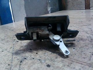 bontott VW GOLF IV Csomagtérajtó Zárszerkezet