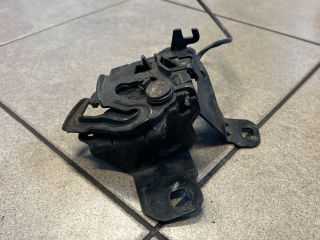 bontott VW GOLF IV Csomagtérajtó Zárszerkezet