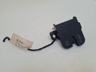 bontott VW GOLF IV Csomagtérajtó Zárszerkezet