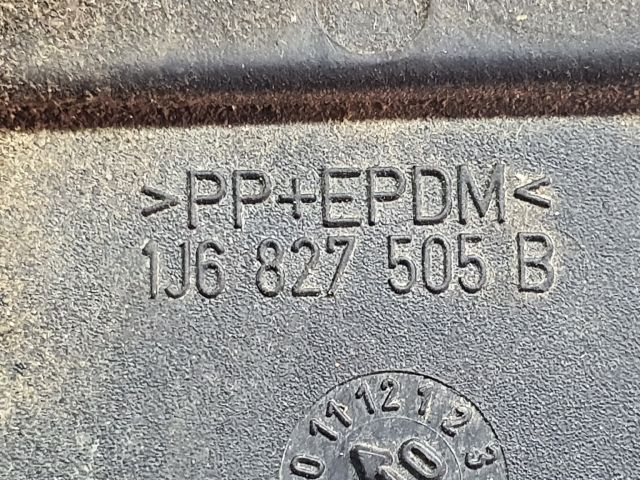 bontott VW GOLF IV Csomagtérajtó Zárszerkezet