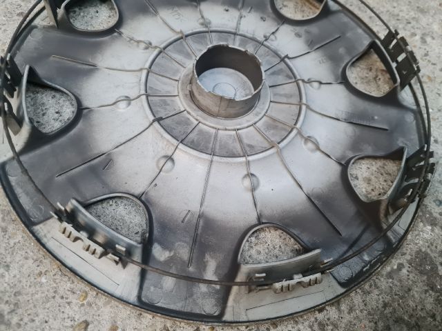 bontott VW GOLF IV Dísztárcsa (1 db)