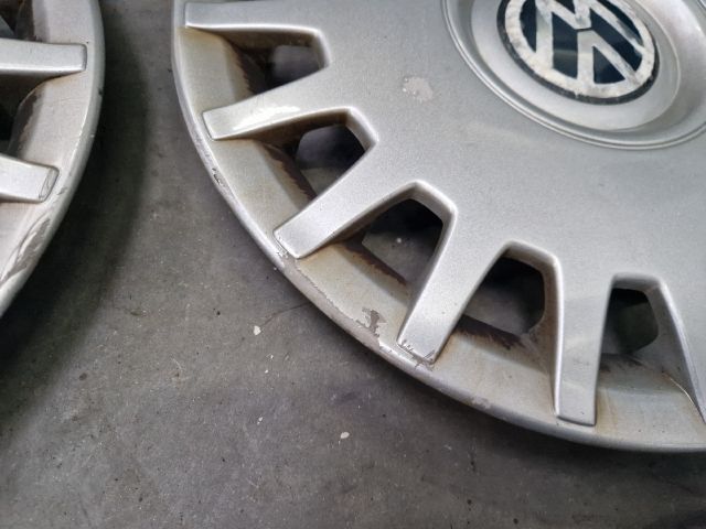 bontott VW GOLF IV Dísztárcsa Szett