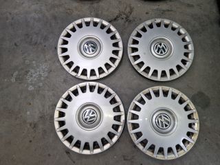bontott VW GOLF IV Dísztárcsa Szett
