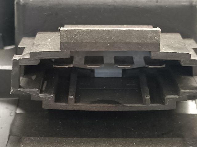 bontott VW GOLF IV Előtét Ellenállás Fűtőmotor