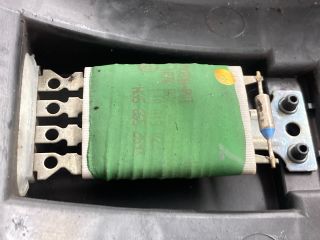 bontott VW GOLF IV Előtét Ellenállás Fűtőmotor