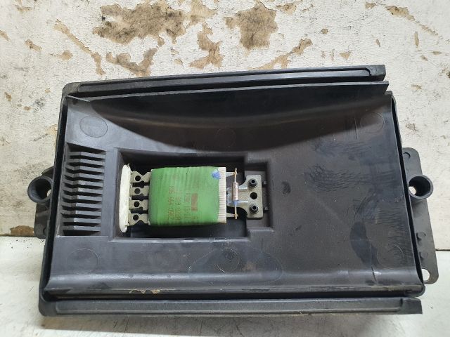 bontott VW GOLF IV Előtét Ellenállás Fűtőmotor