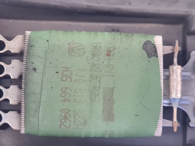 bontott VW GOLF IV Előtét Ellenállás Fűtőmotor