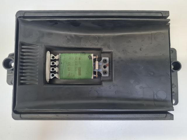 bontott VW GOLF IV Előtét Ellenállás Fűtőmotor