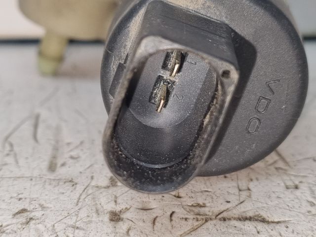 bontott VW GOLF IV Első Ablakmosó Szivattyú