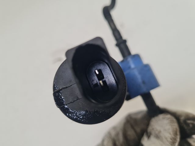 bontott VW GOLF IV Első Ablakmosó Szivattyú