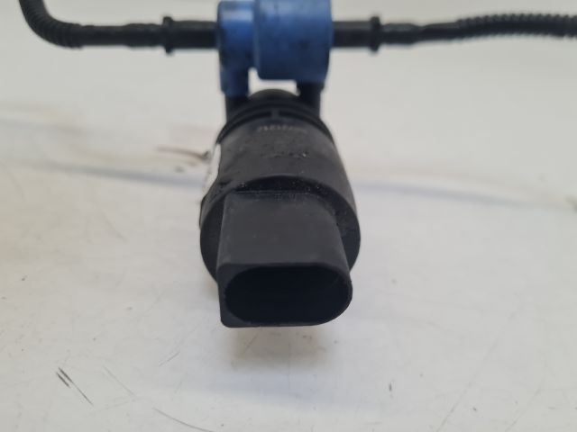 bontott VW GOLF IV Első Ablakmosó Szivattyú