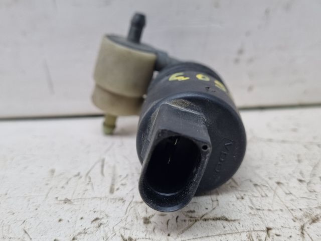 bontott VW GOLF IV Első Ablakmosó Szivattyú