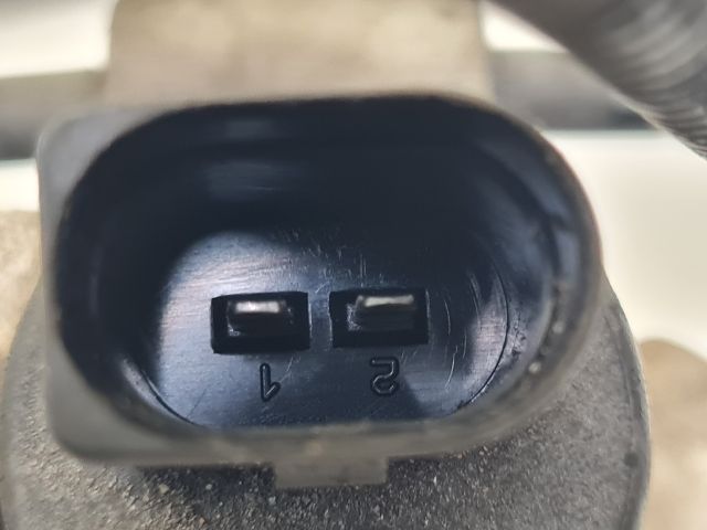 bontott VW GOLF IV Első Ablakmosó Szivattyú