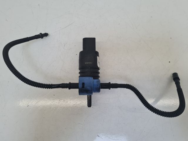 bontott VW GOLF IV Első Ablakmosó Szivattyú