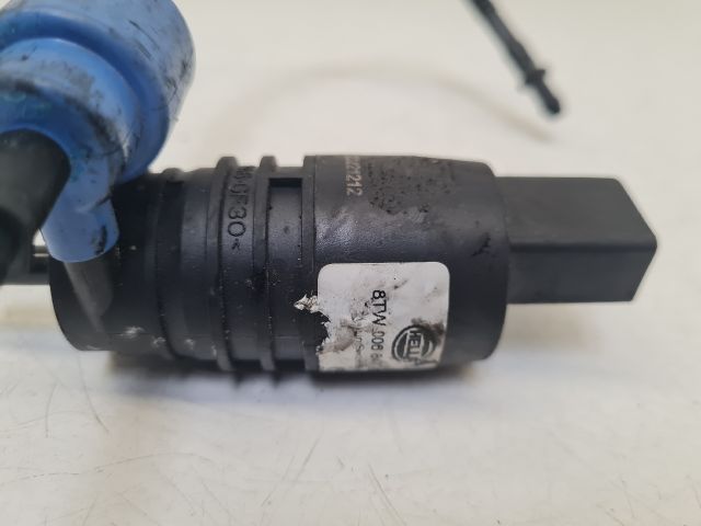 bontott VW GOLF IV Első Ablakmosó Szivattyú