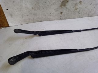 bontott VW GOLF IV Első Ablaktörlő Kar