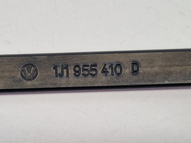 bontott VW GOLF IV Első Ablaktörlő Kar