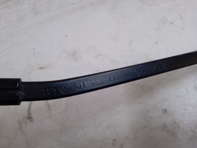 bontott VW GOLF IV Első Ablaktörlő Kar