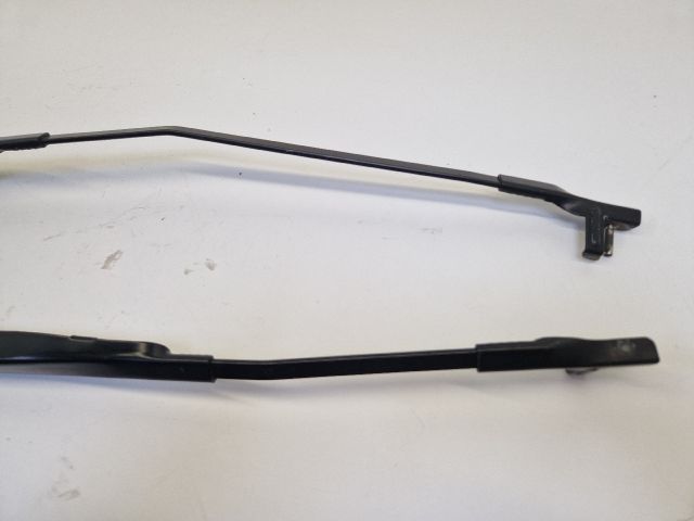 bontott VW GOLF IV Első Ablaktörlő Kar