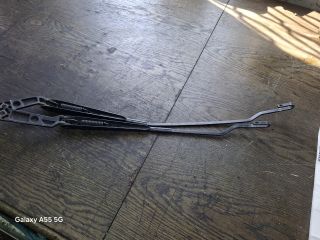 bontott VW GOLF IV Első Ablaktörlő Kar