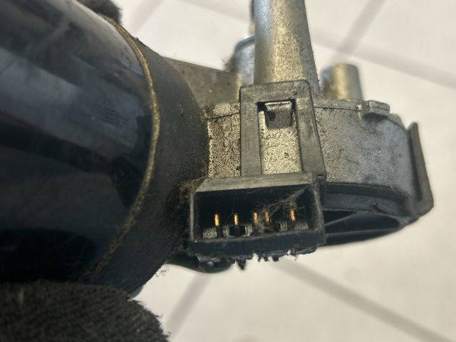 bontott VW GOLF IV Első Ablaktörlő Motor