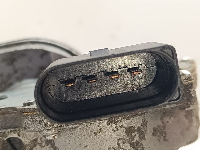 bontott VW GOLF IV Első Ablaktörlő Motor