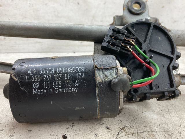 bontott VW GOLF IV Első Ablaktörlő Szerkezet Motorral