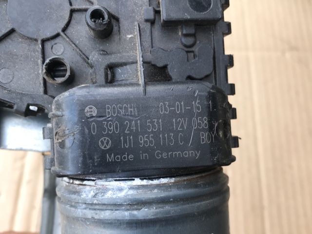 bontott VW GOLF IV Első Ablaktörlő Szerkezet Motorral