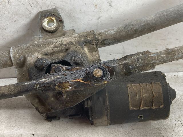 bontott VW GOLF IV Első Ablaktörlő Szerkezet Motorral